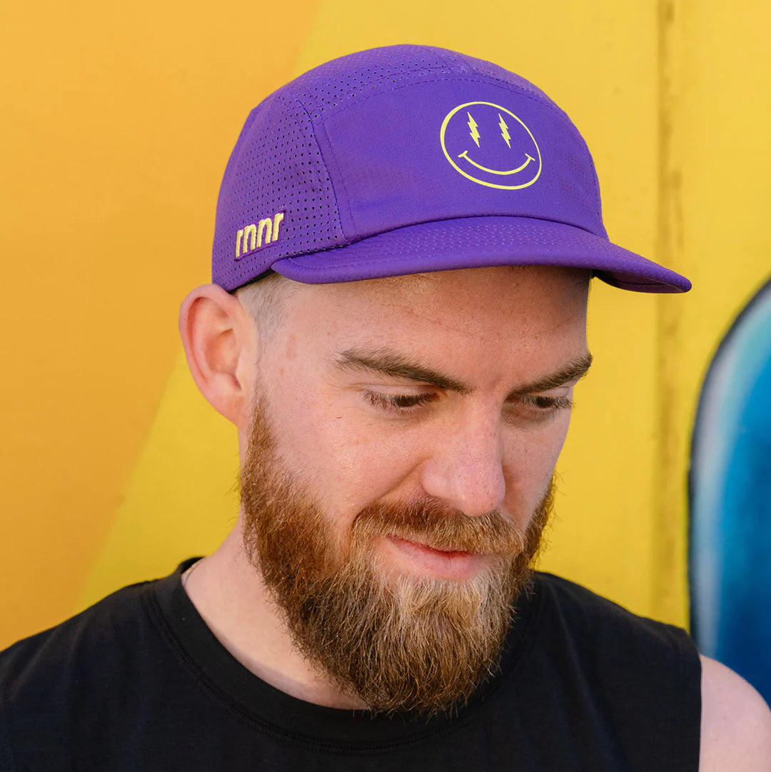 RNNR Pacer Hat Smiley